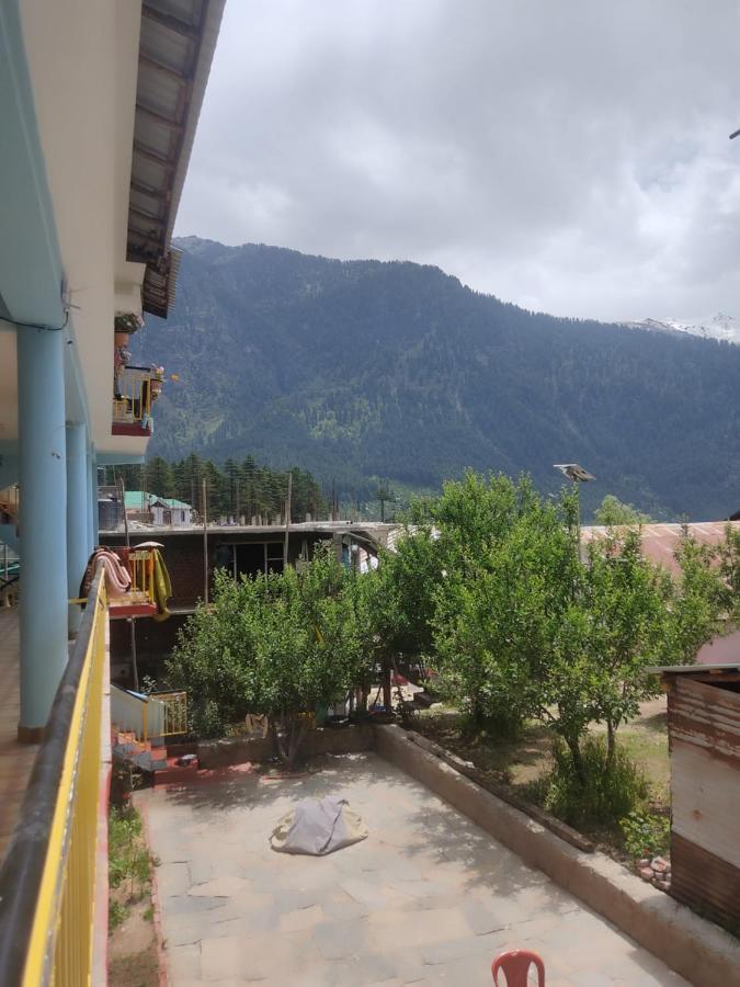 Woods Inn Mountain View Manali المظهر الخارجي الصورة